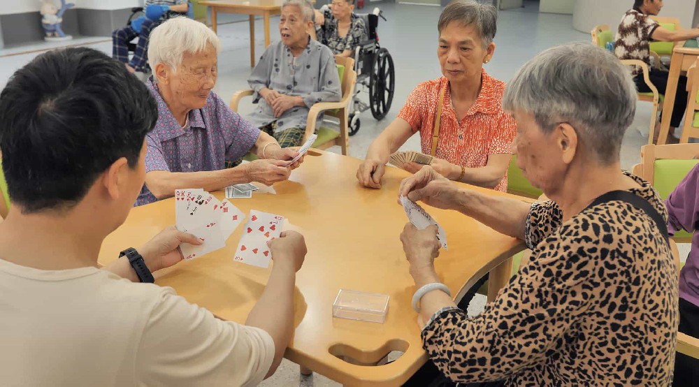 棋牌会友 (2).jpg